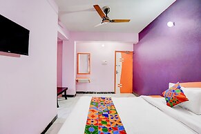 Fabhotel Triotel Inn