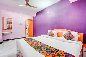 Fabhotel Triotel Inn
