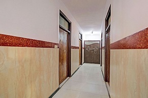 Fabhotel Kg Palace