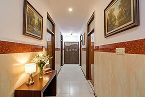 Fabhotel Kg Palace