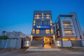 Fabhotel Opulence Stay