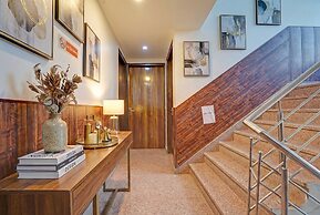 Fabhotel Broadway