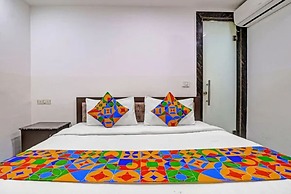 Fabhotel The Royal Inn I