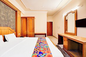 Via Gold Palace