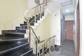 Fabhotel Rb Inn