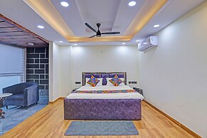 Fabhotel Havenora