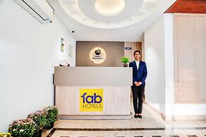 FabHotel Amrit Luxury Inn - Near Candor Tech Space