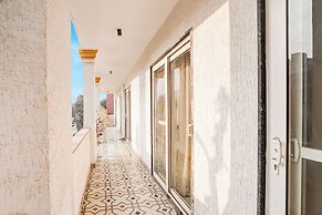 FabHotel Amrit Luxury Inn - Near Candor Tech Space