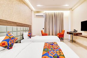 FabHotel Amrit Luxury Inn - Near Candor Tech Space