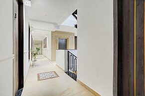 FabHotel Amrit Luxury Inn - Near Candor Tech Space