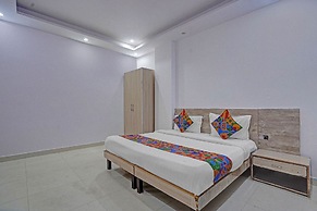 Fabhotel Rose Residency