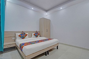 Fabhotel Rose Residency