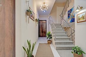 Fabhotel Rose Residency