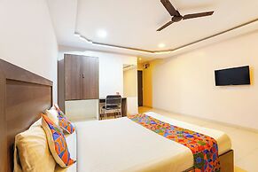 Fabhotel Living Suits