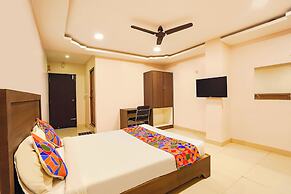 Fabhotel Living Suits