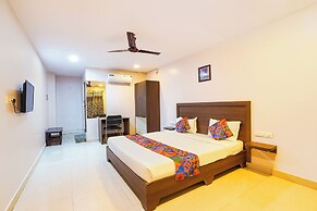 Fabhotel Living Suits