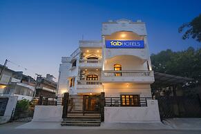 Fabhotel Springwood