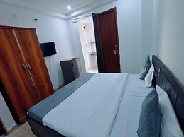 Fabhotel Ditvi Residency