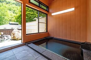 Onsen Oyado Ruribitaki