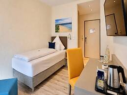 Bernsteinsee Hotel and Ferien Room With Balcony
