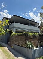 Manly 3 Bedroom Home - Upper Duplex