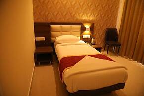 royal indraprastha the hotel