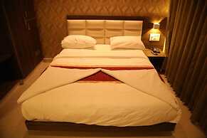 royal indraprastha the hotel