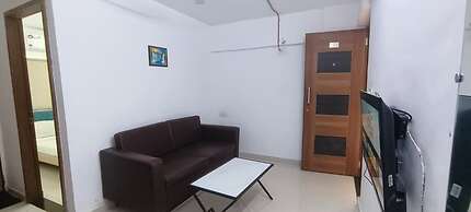 Royal Night Guesthouse - Daman