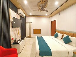Hotel Ayushmaan Inn Varanasi