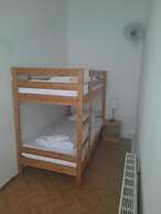 Group Stay Comfortable Multi Apart