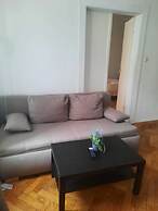 Group Stay Comfortable Multi Apart