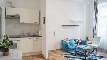 Group Stay Comfortable Multi Apart