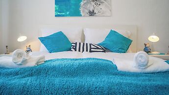 Group Stay Comfortable Multi Apart