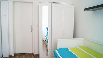 Group Stay Comfortable Multi Apart