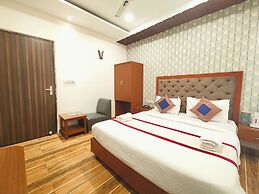 Hotel SV Grand Varanasi