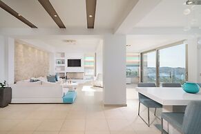 Caldera Blue Villa!!