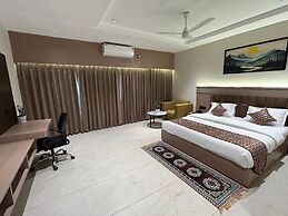 HOTEL THE ROYAL KESHAR