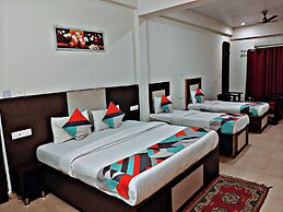 OM SHIVAAY INN