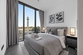 Modern 1BR with Balcony Sobha Hartland