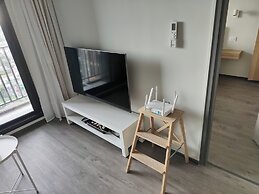 Room-charming Bangkok Apartment With Cit