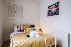1 Bedroom Ground Floor Apartment