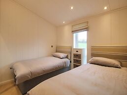 The Hedgerows - Hillview Lodges