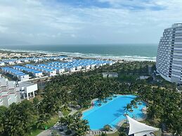 The Light Arena Ocean Tower