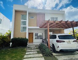 Punta Cana Villa w Pool Near Coco Bongo