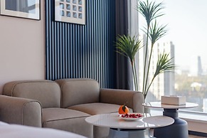 Lisi Future Hotel