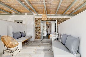 Thalassa Naxos