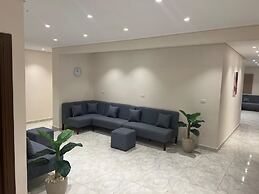 Transit 64 Hotel