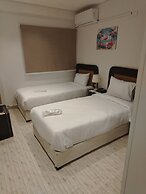 Transit 64 Hotel