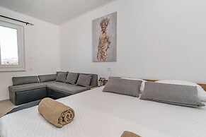 Aurelius - Superior sea view apartment