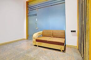 Hotel Nidhivan Palace